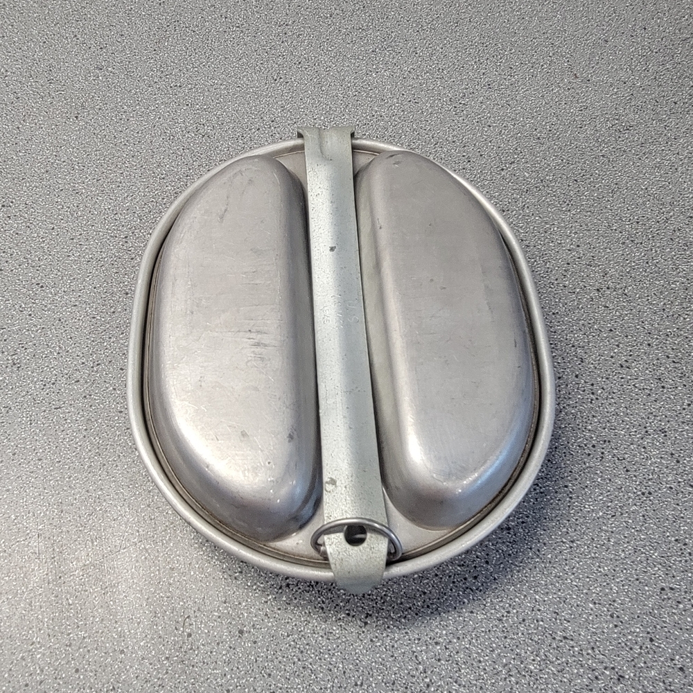 US Army WWII Mess Kit Dated 1945 Made by AGM Co Original Made In USA
